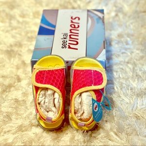 NWT See Kai Run Ueno Adjustable Sandals